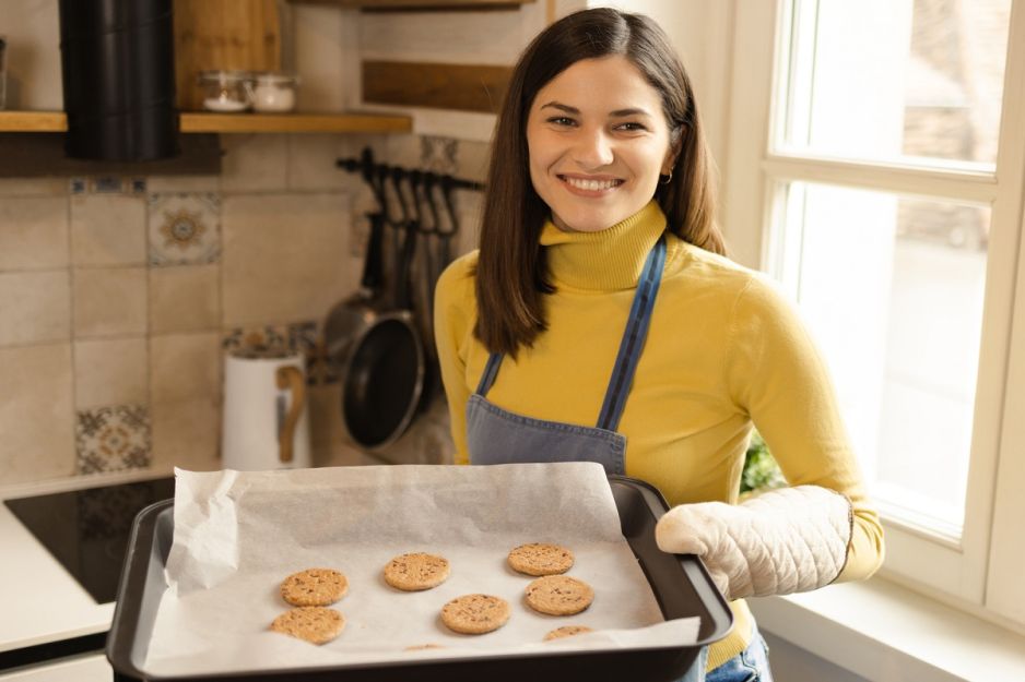 kobieta z ciasteczkami