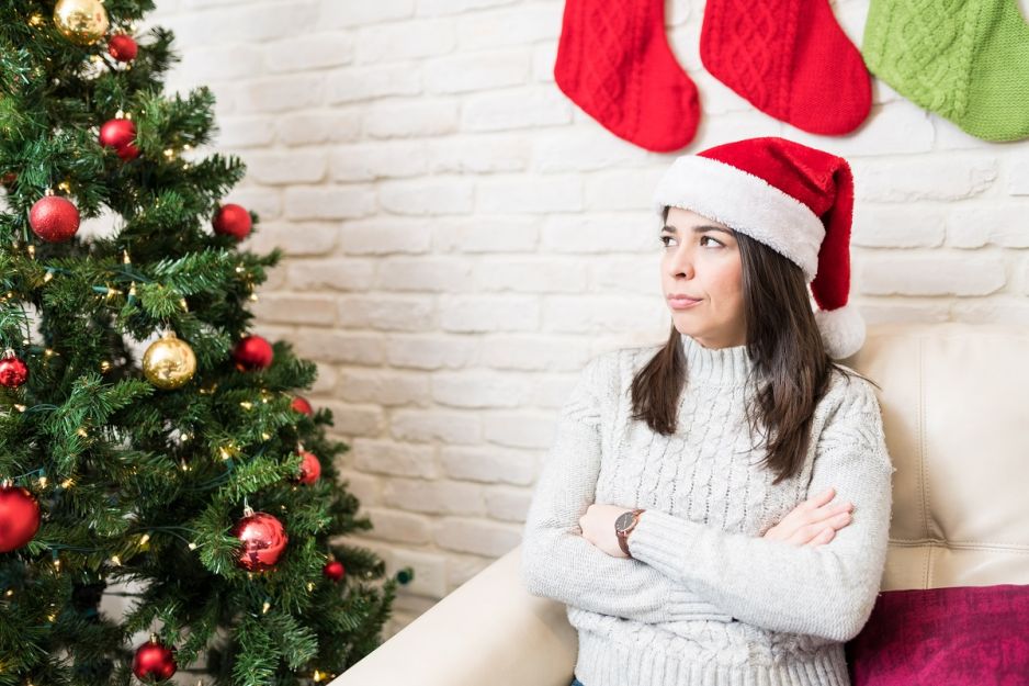 kobieta przy choince