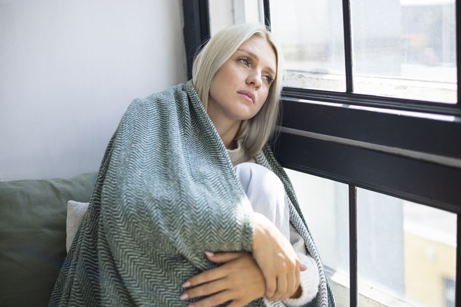 smutna kobieta